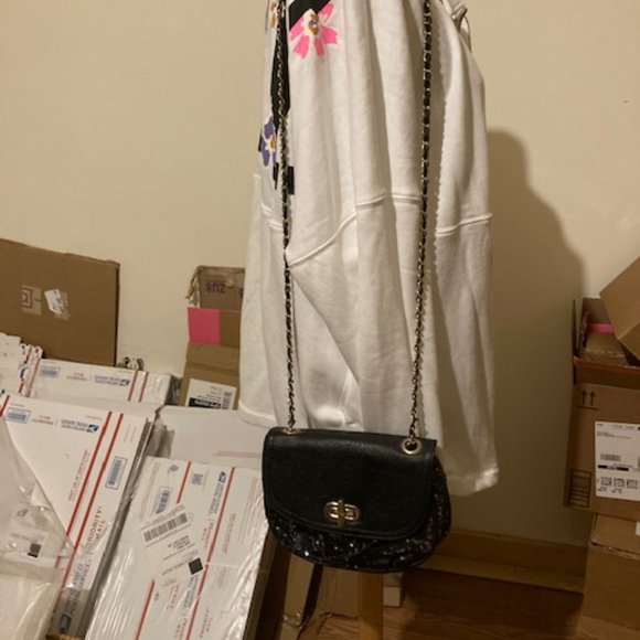 Chico's crossbody evening bag - Picture 3 of 8